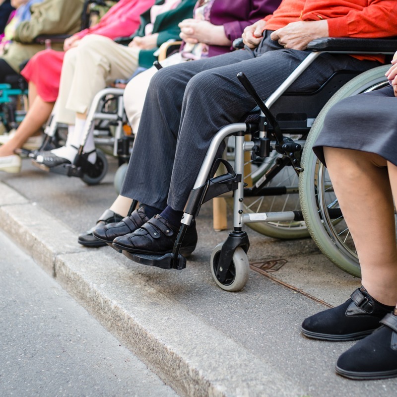 Jak wygląda rehabilitacja po udarze? Czy możliwy jest powrót do pełnej sprawności?
