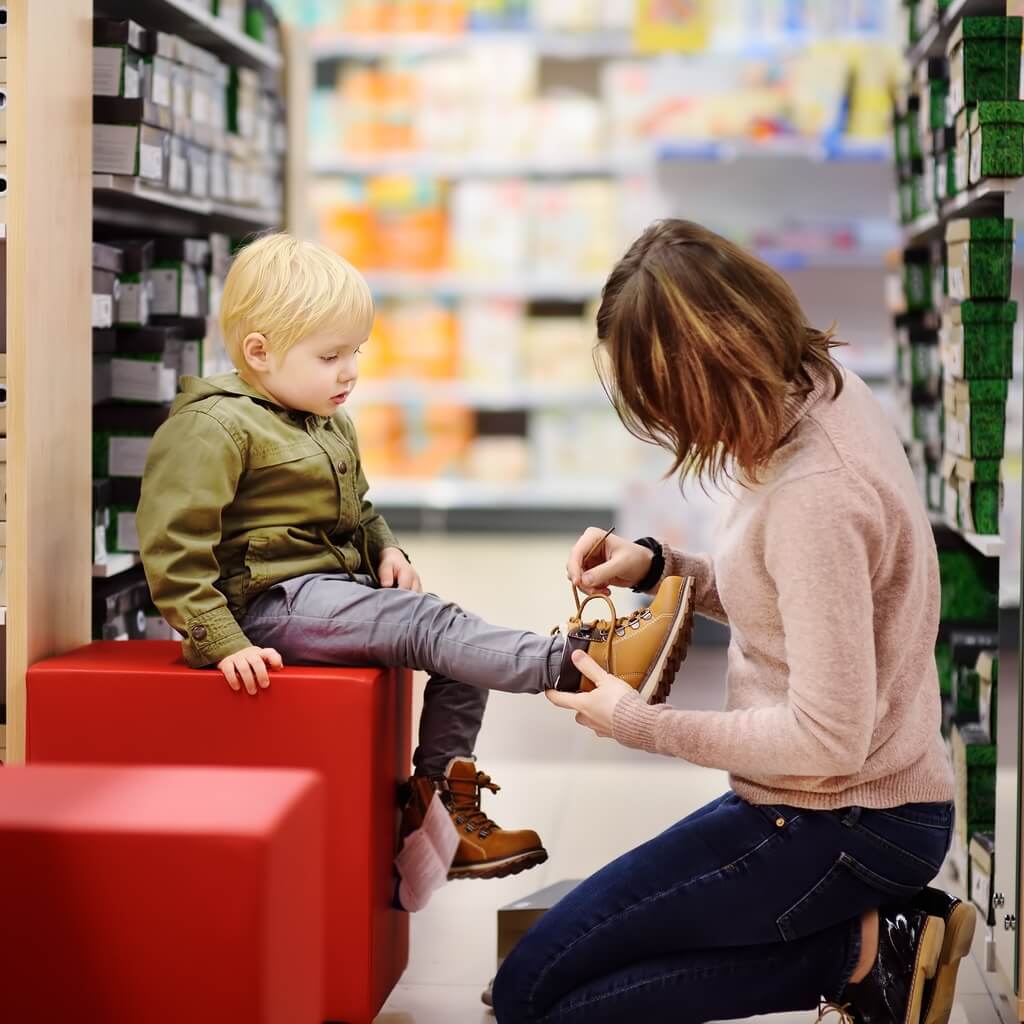 Buty medyczne czy wkładki ortopedyczne dla dziecka?